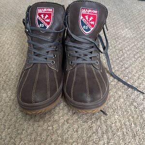 Mens brown liner boots. Size 9.5